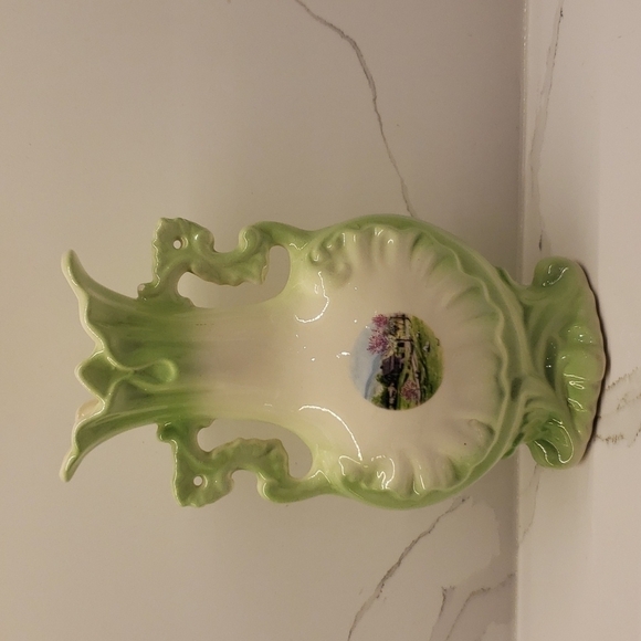 𝅺VINTAGE Ceramic Porcelain Flat Vase ornate handles and top farm picture centre - Picture 5 of 11